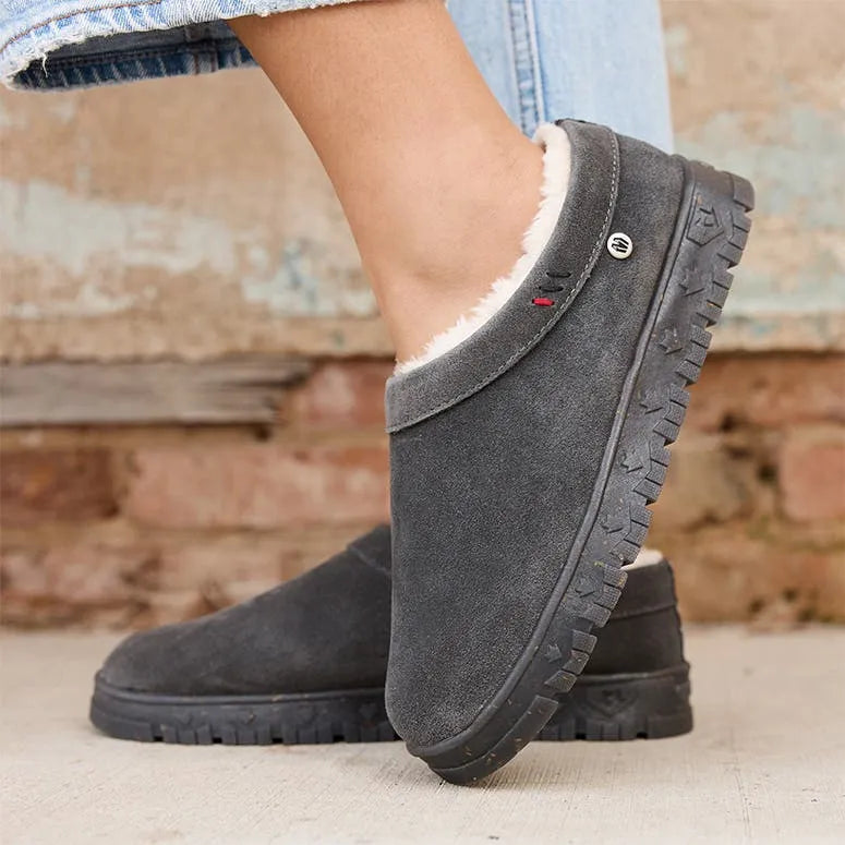 Women's Neva