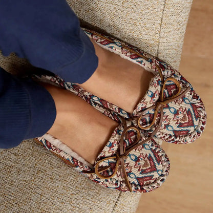 Women's Minookamii Cally