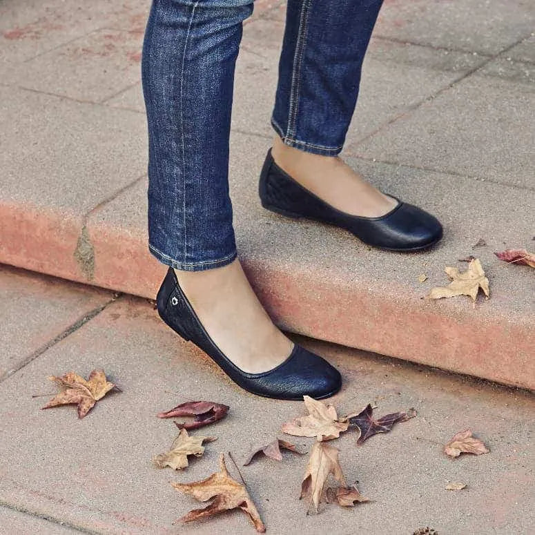 Women's Anna