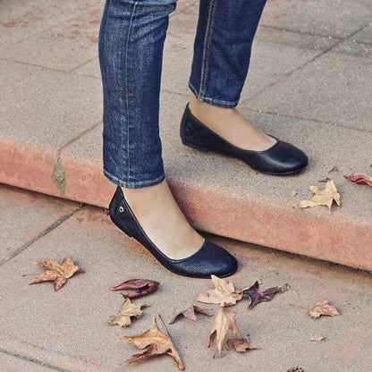 Women's Anna