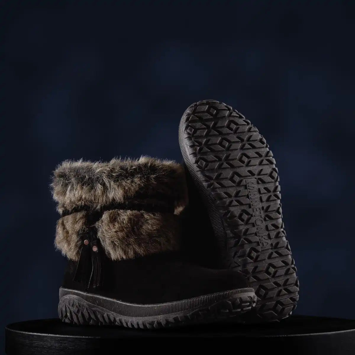 Women's Everett 2