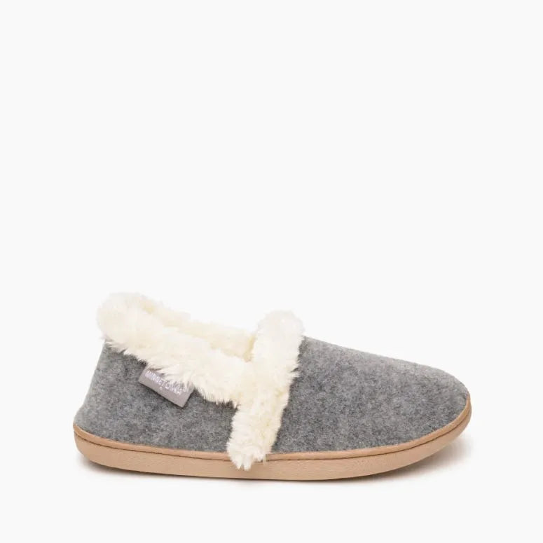 Women's Dina