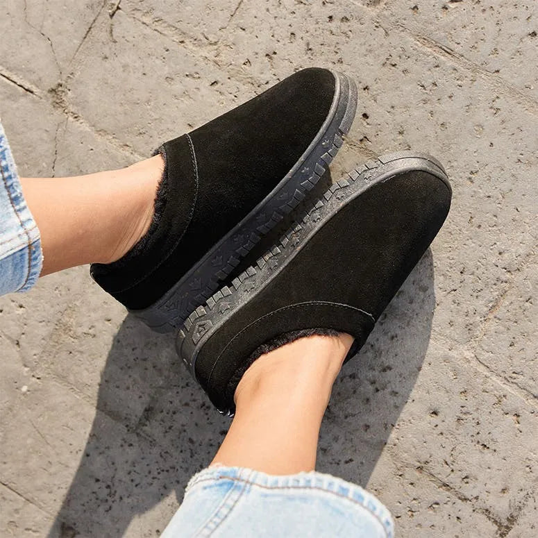 Women's Neva