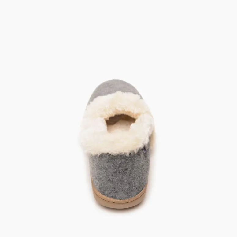 Women's Dina