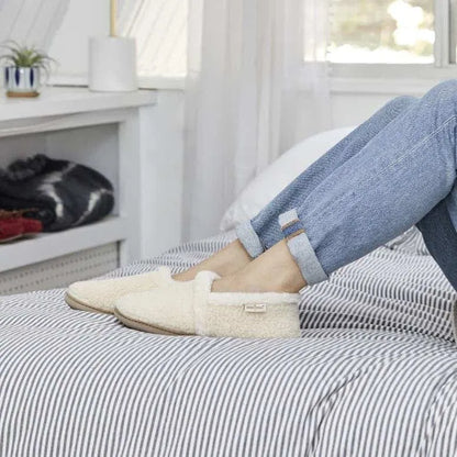 Women's Dina